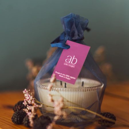 Bougie artisanale parfumée en cire végétale – contenant verre 3 mèches