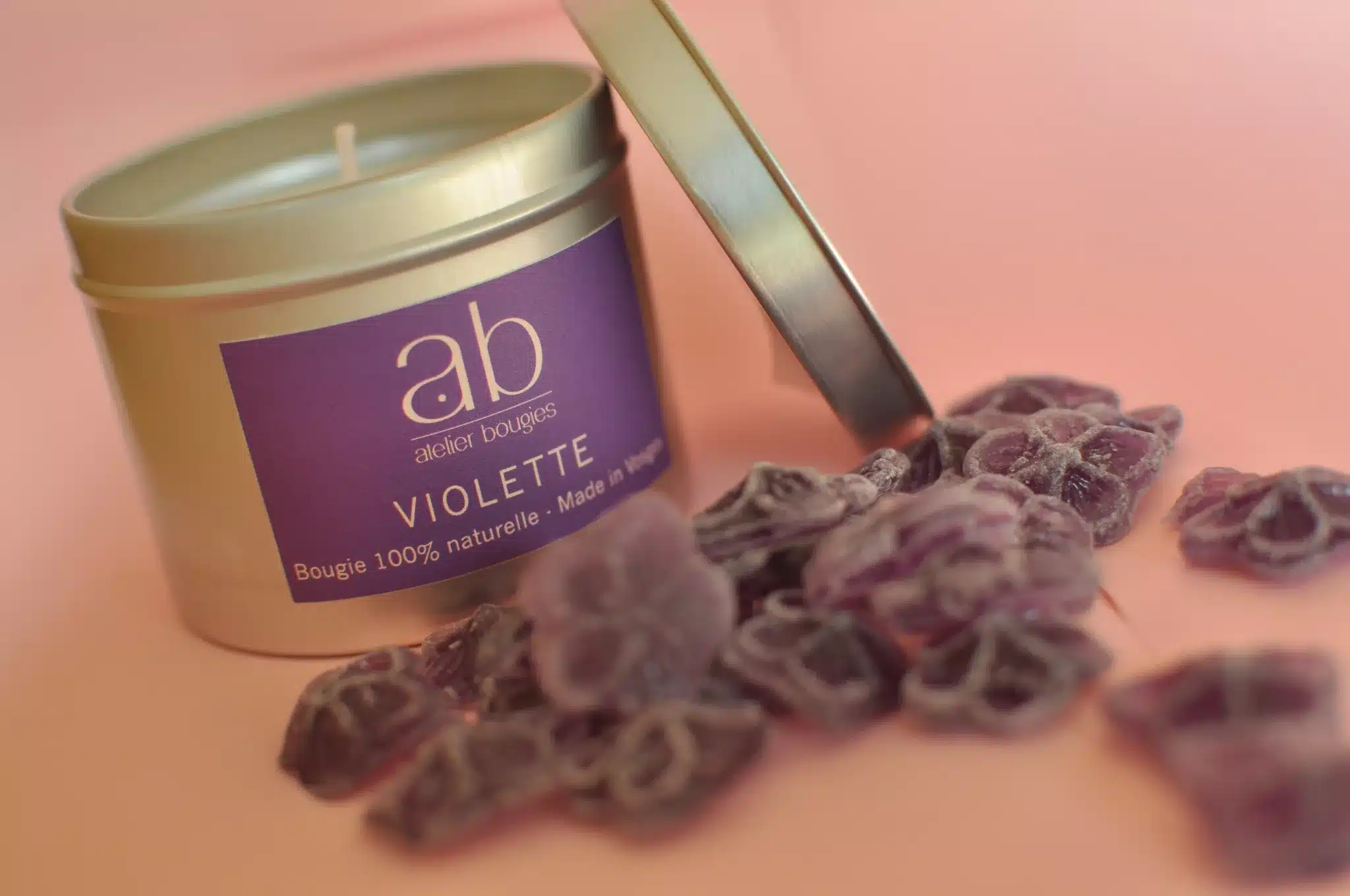 Bougie artisanale parfumée cire végétale - Violette – Image 2
