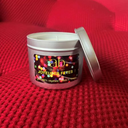 Bougie artisanale parfumée – Parfum au choix & étiquette confettis