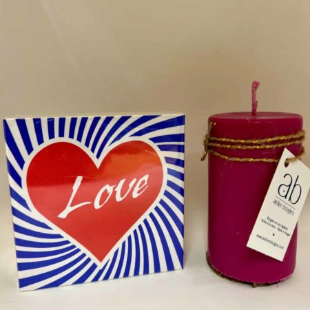 Coffret Saint-Valentin – Bougie rose fuchsia & boîte d’allumettes Love